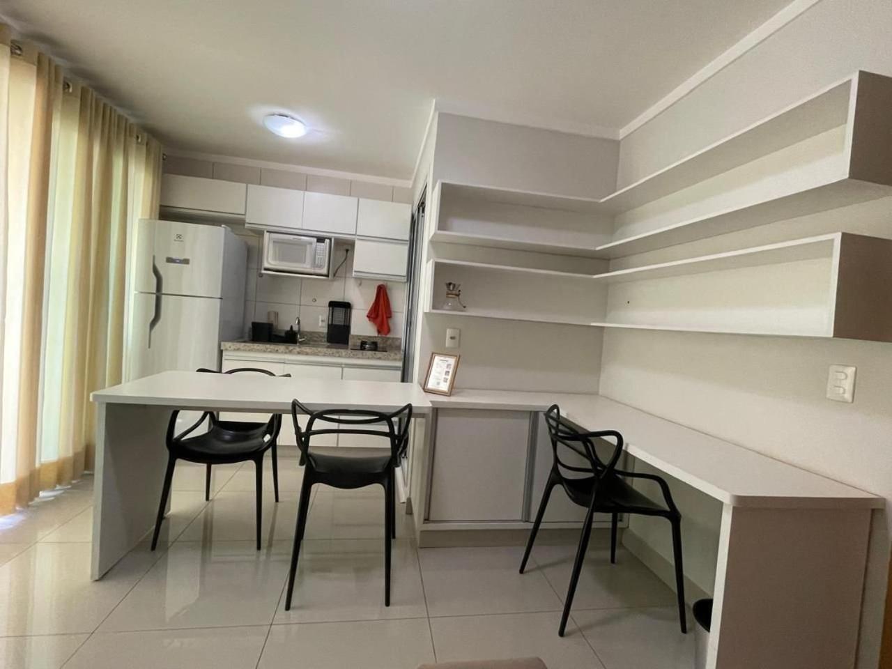 Moderno Flat Com Vista Para O Parque Vaca Brava Goiânia Extérieur photo
