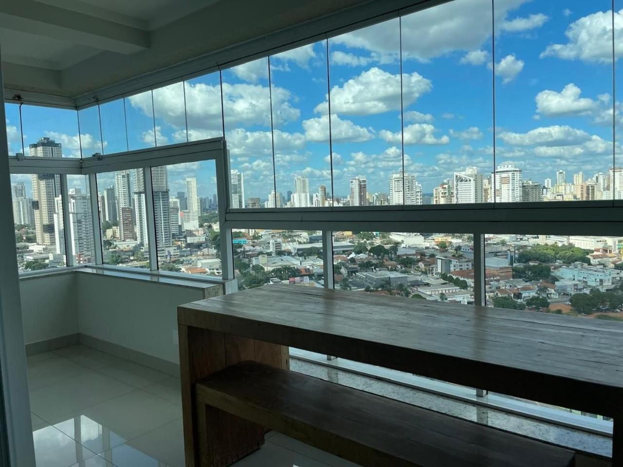 Moderno Flat Com Vista Para O Parque Vaca Brava Goiânia Extérieur photo