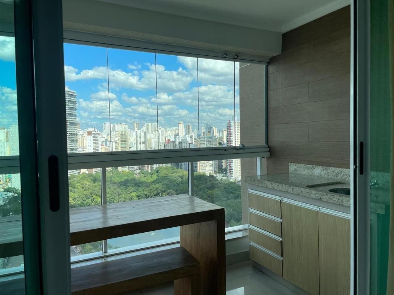 Moderno Flat Com Vista Para O Parque Vaca Brava Goiânia Extérieur photo
