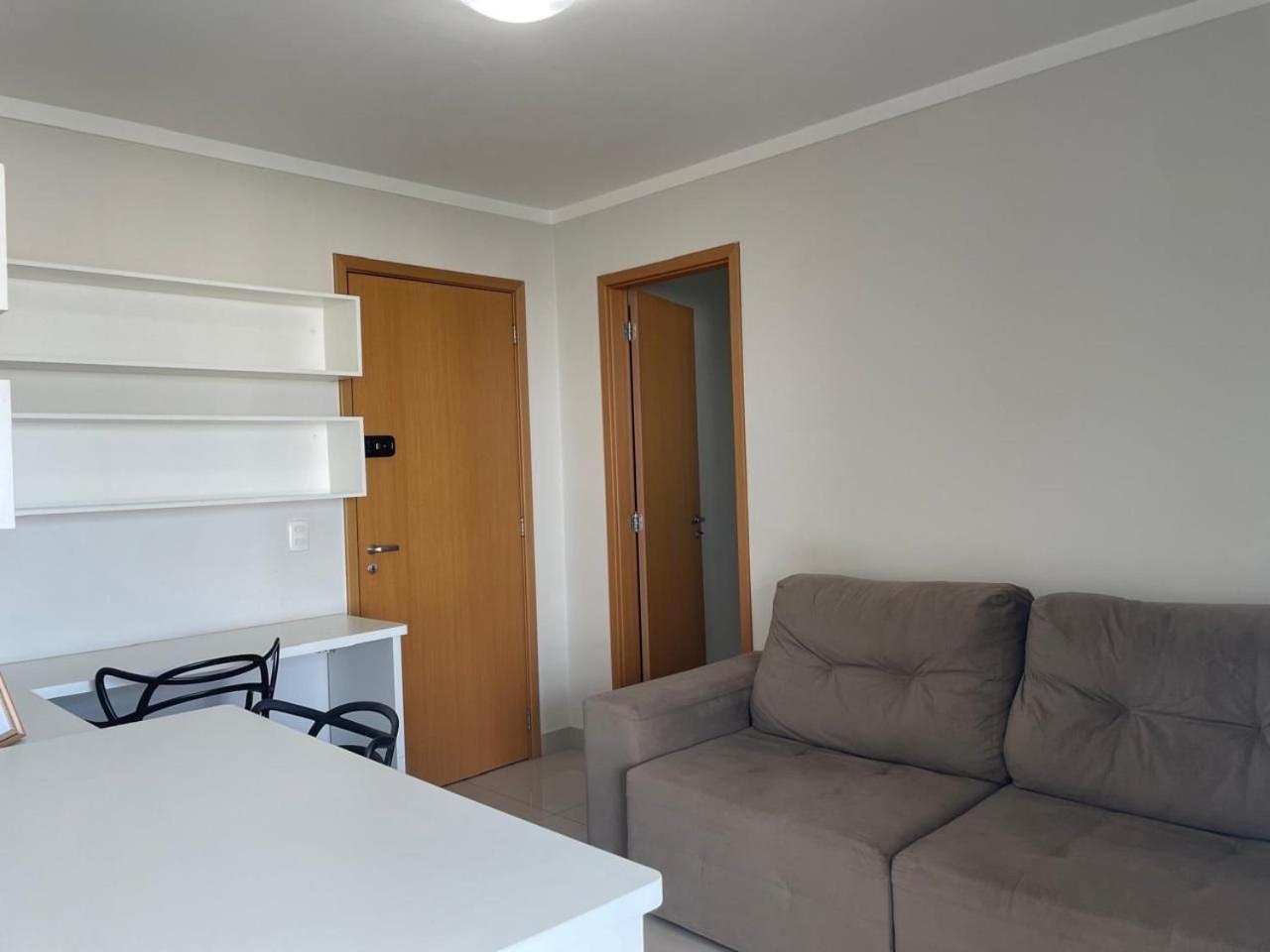 Moderno Flat Com Vista Para O Parque Vaca Brava Goiânia Extérieur photo