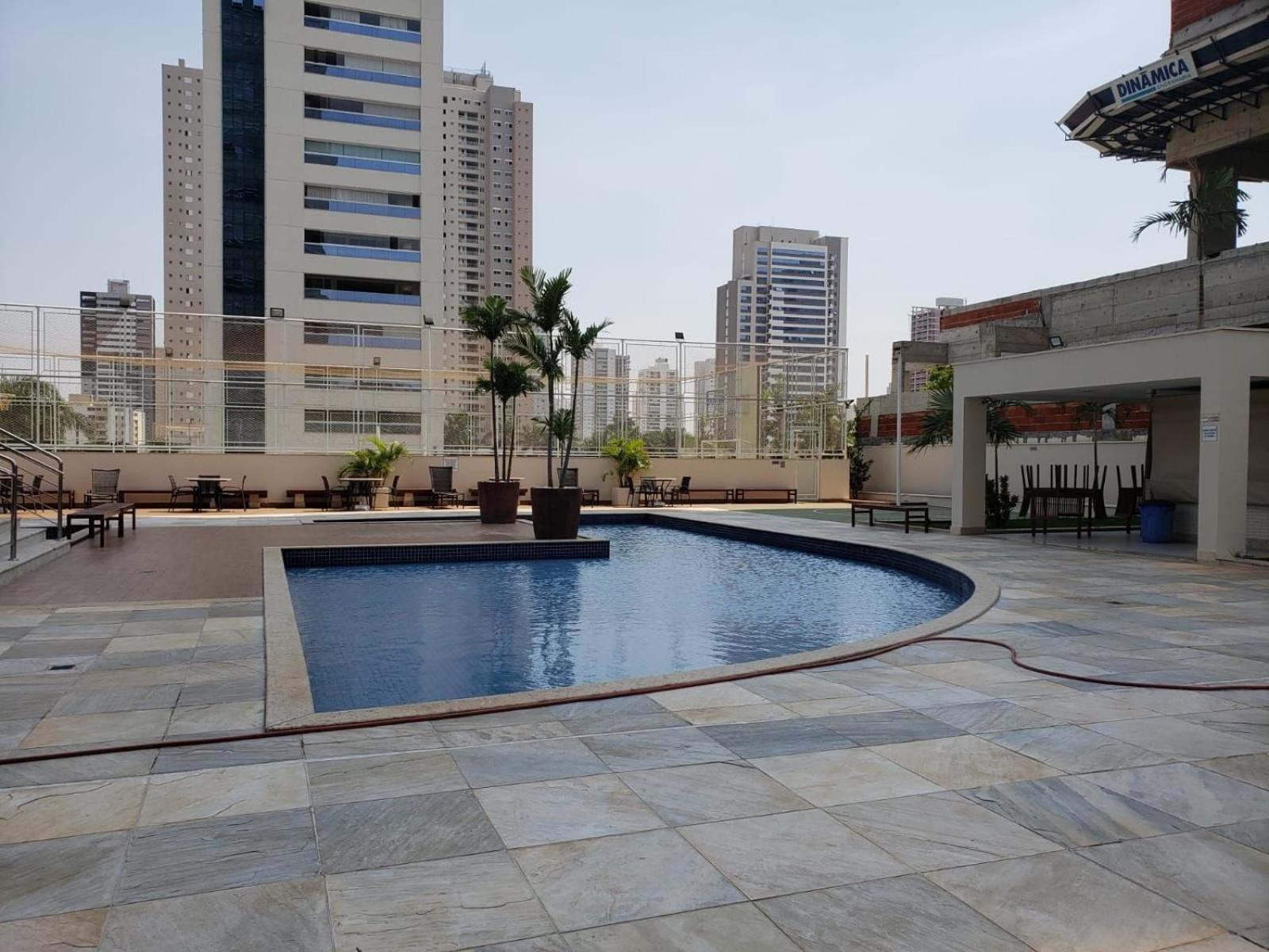 Moderno Flat Com Vista Para O Parque Vaca Brava Goiânia Extérieur photo